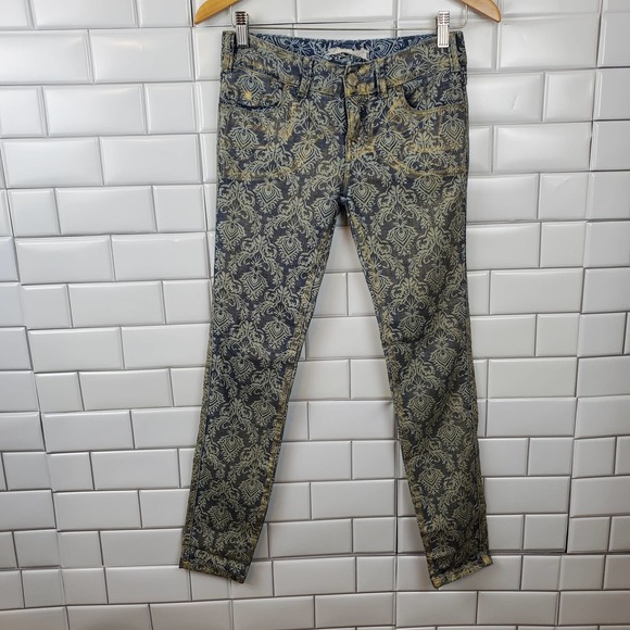 Free People Blue and Cream Patterned Skinny Jeans - Picture 2 of 16